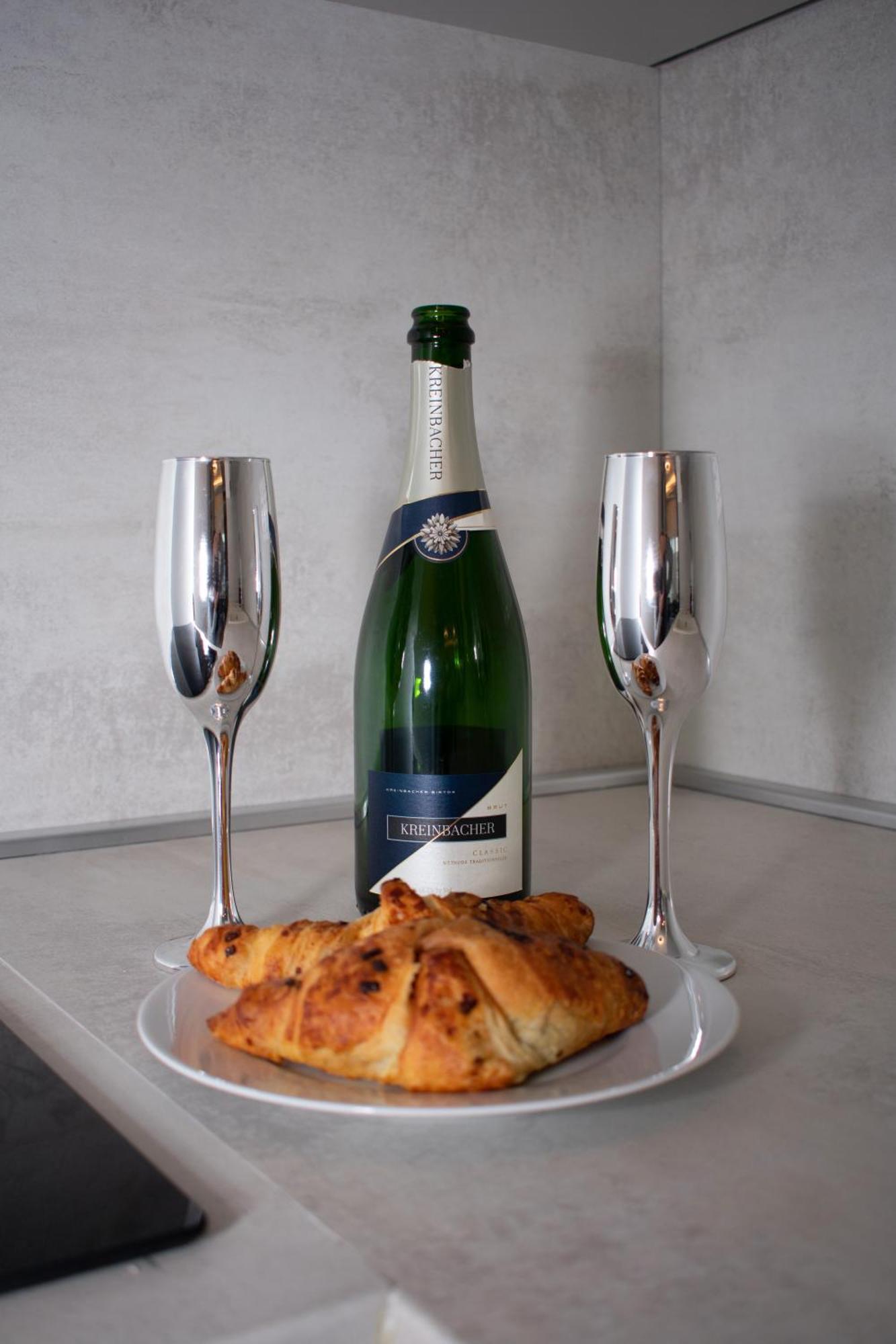 Luxury Cozy 2 Bdr Downtown Apt.2 Boedapest Buitenkant foto